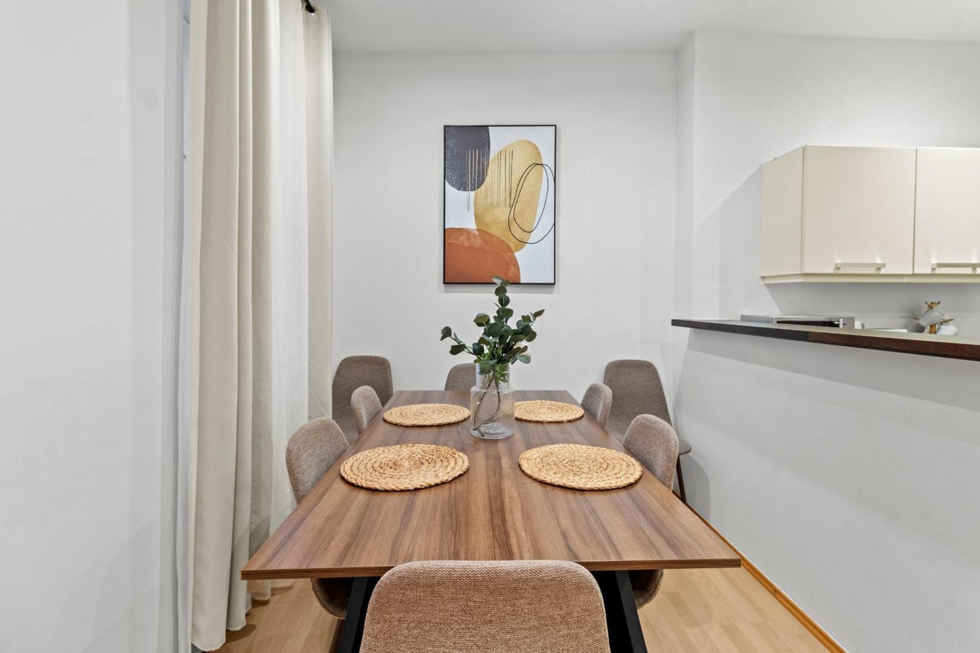 Chic 1Br Apartment - Directly Near Schoenbrunn Wenen Buitenkant foto