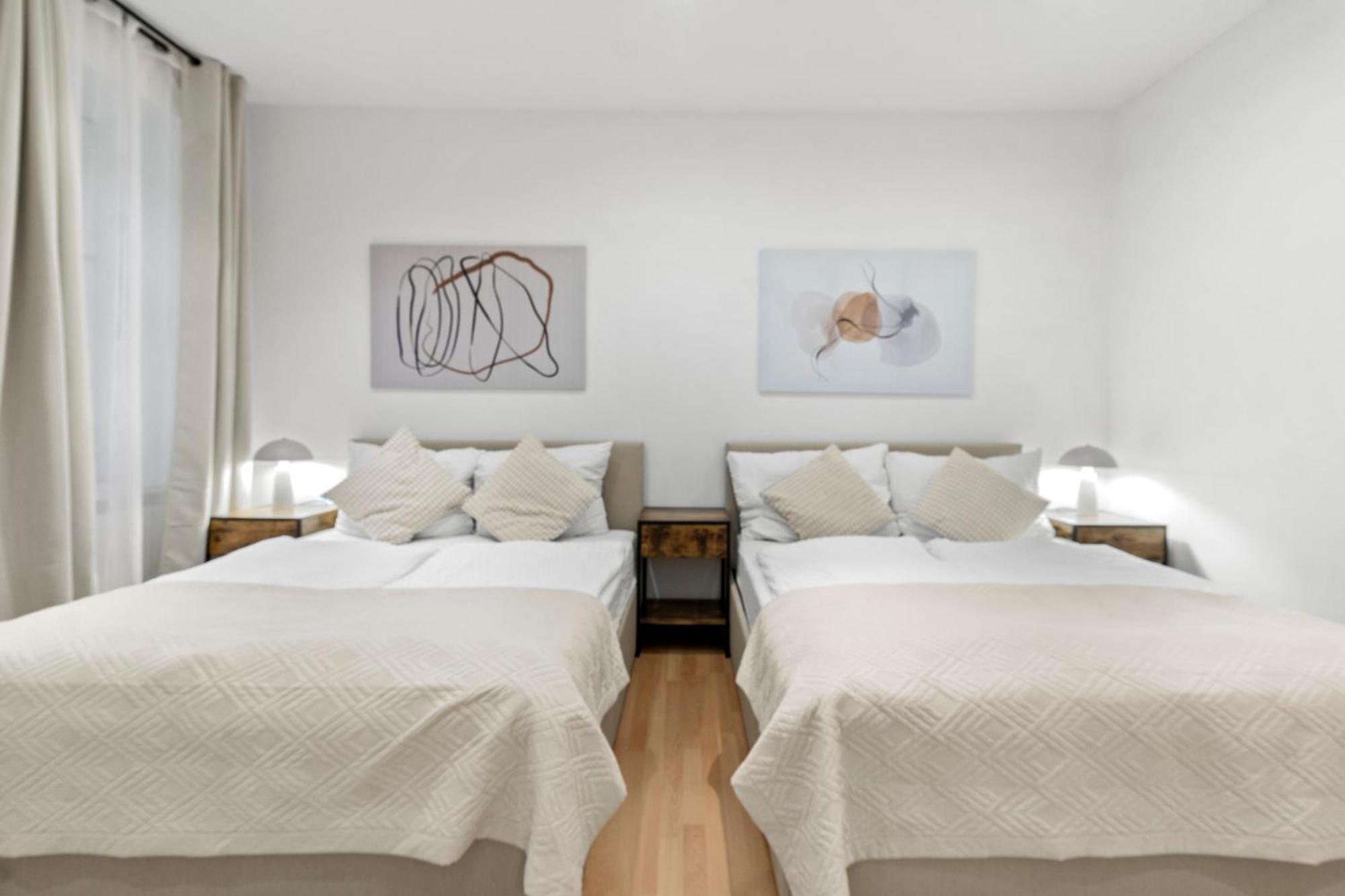 Chic 1Br Apartment - Directly Near Schoenbrunn Wenen Buitenkant foto